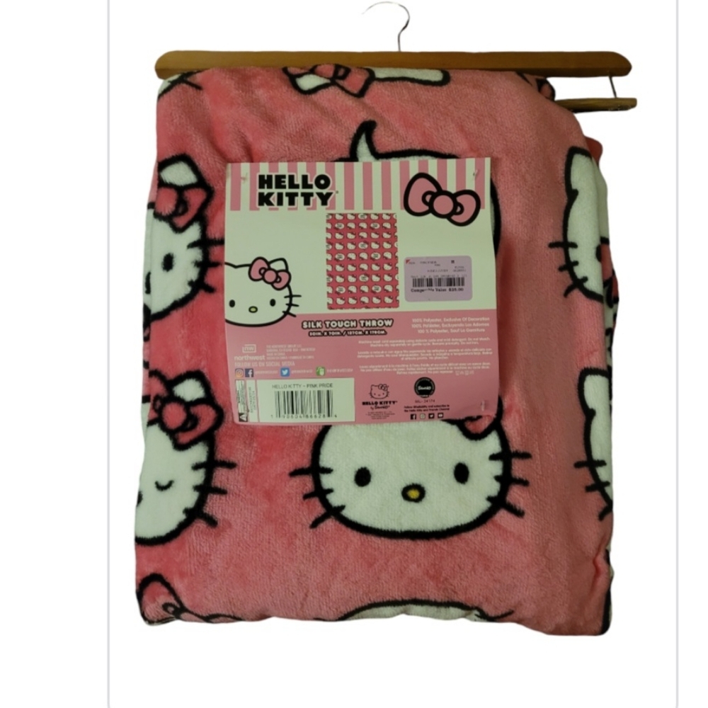 NWT Hello Kitty Plush Throw